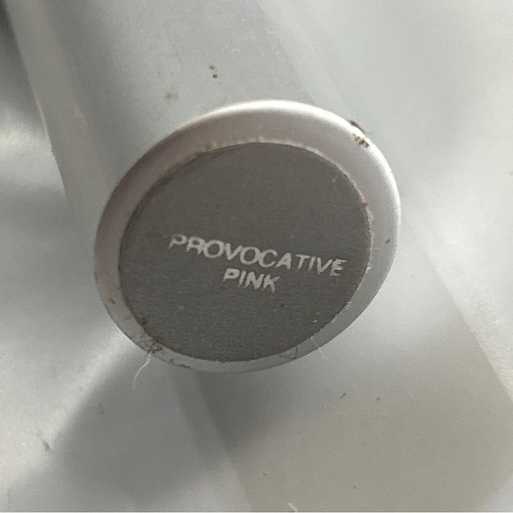 Models Prefer Lip gloss Provocative pink Shimmer Vintage Rare full size tube new - Picture 7 of 7